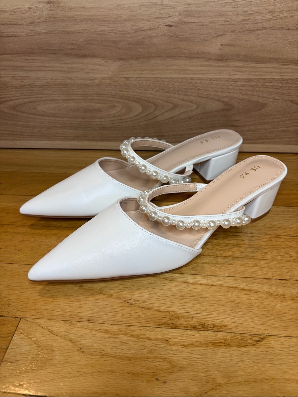 Perphy Pointed Toe Pearl Strap Slip On Heel Pumps - Size 9.5